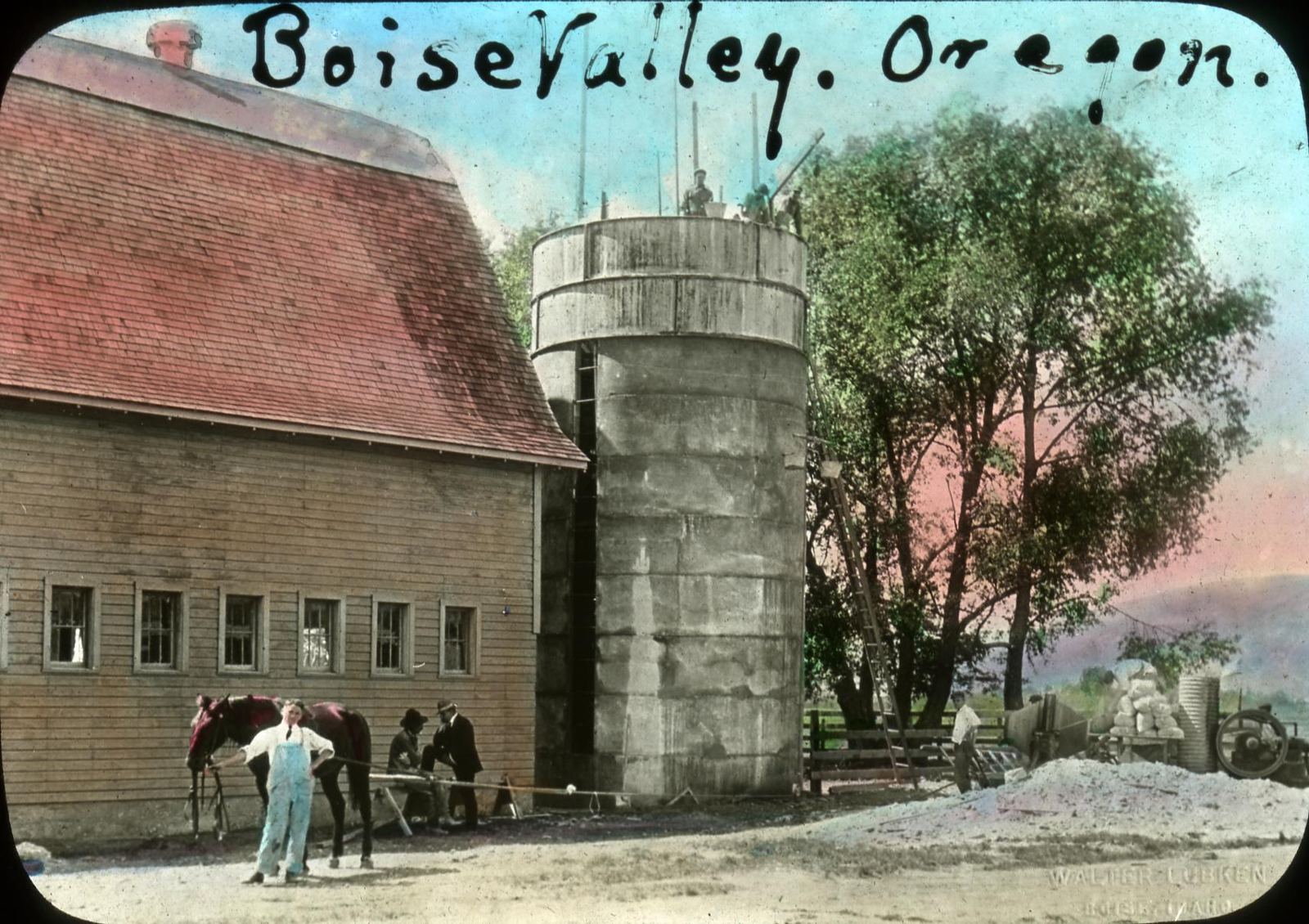 Old barn in the Boise Valley